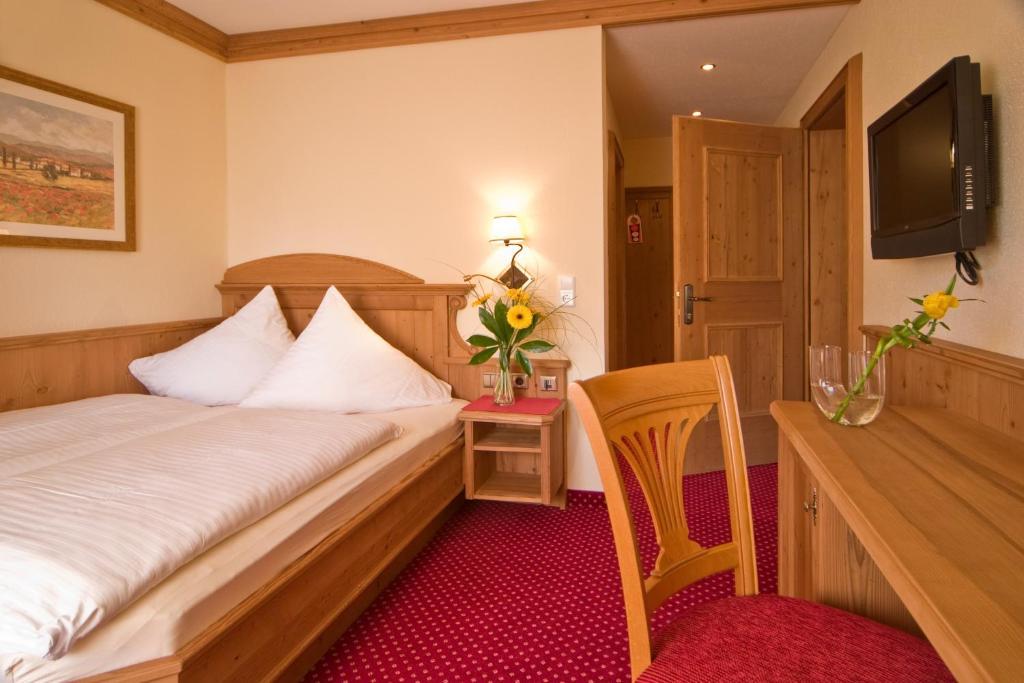 Huber Hotel Tramserhof Landeck Kamer foto