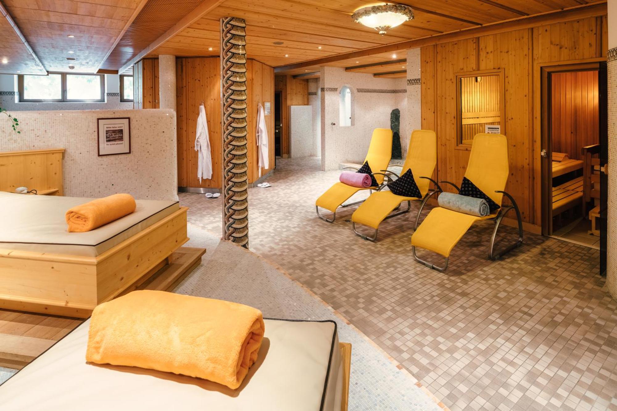 Huber Hotel Tramserhof Landeck Buitenkant foto