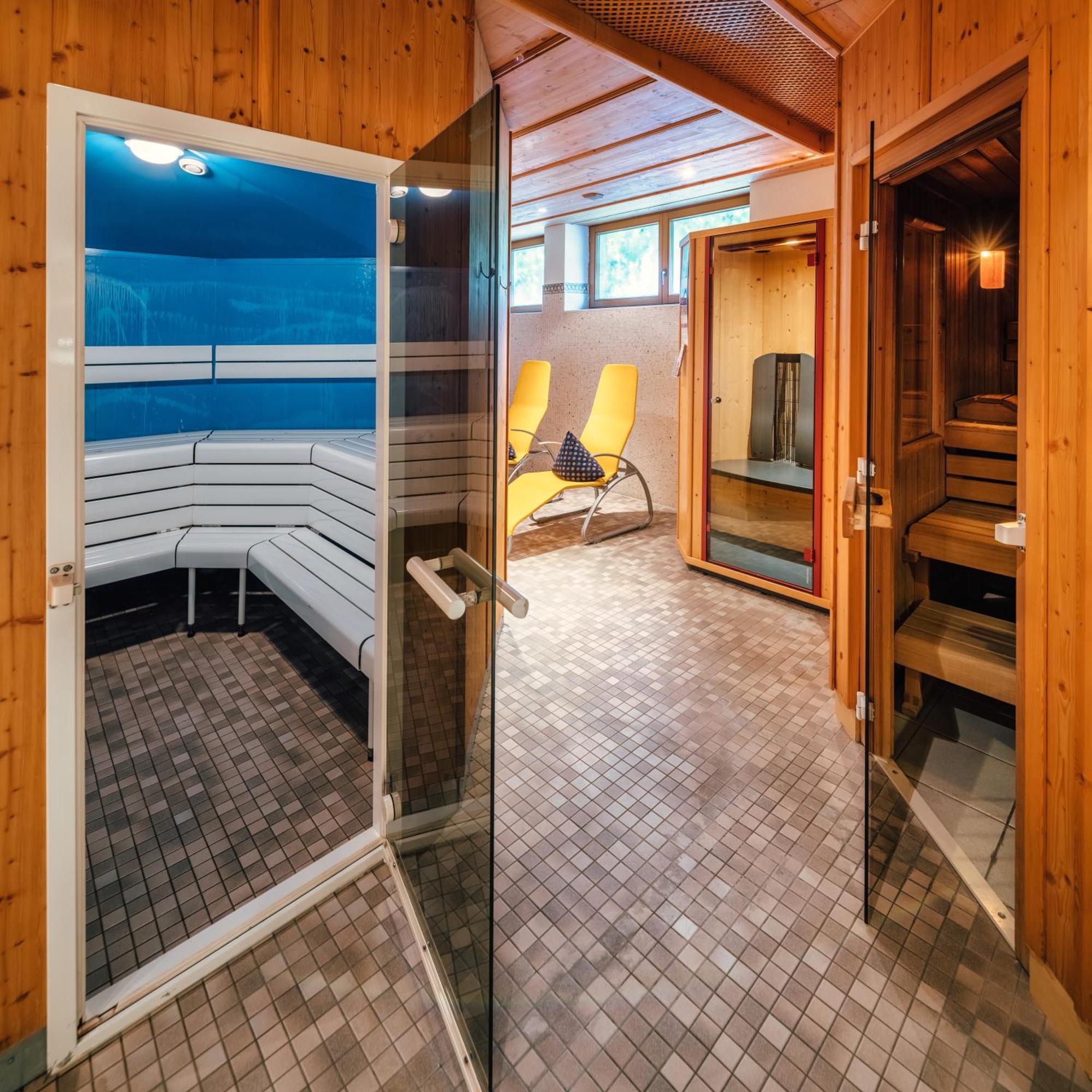 Huber Hotel Tramserhof Landeck Buitenkant foto